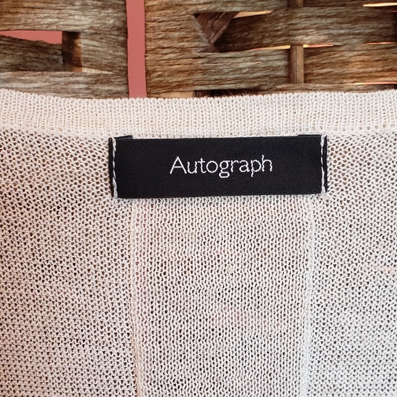 Marks and Spencer Open Styled Vest Cream A… - Picture 3 of 7